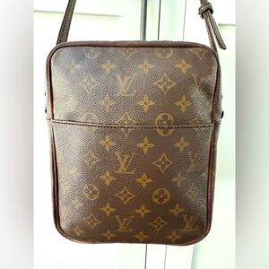 Louis Vuitton Vintage Monogram Nil-Style Crossbody Bag Very Good Vintage Cond